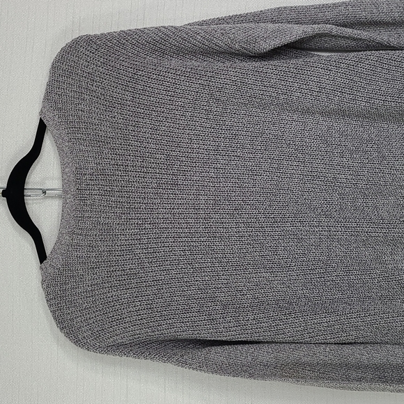 Pins & Needles Sweater Long Sleeve Scoop Neck Knit Gray Lace Hemline Size Small - Picture 9 of 11